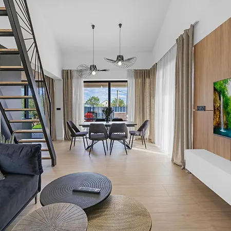 Stunning In With Kitchen Šibenik