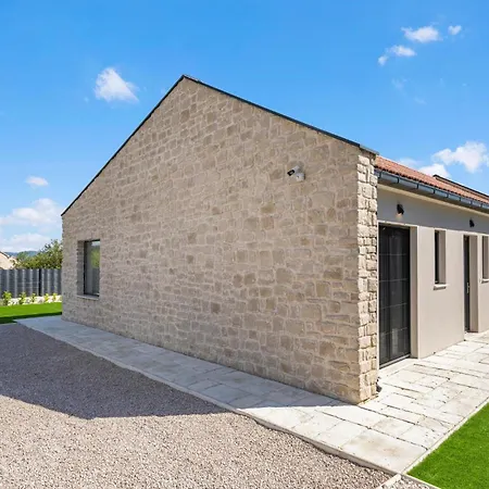 Stunning In With Kitchen Feriehus Šibenik