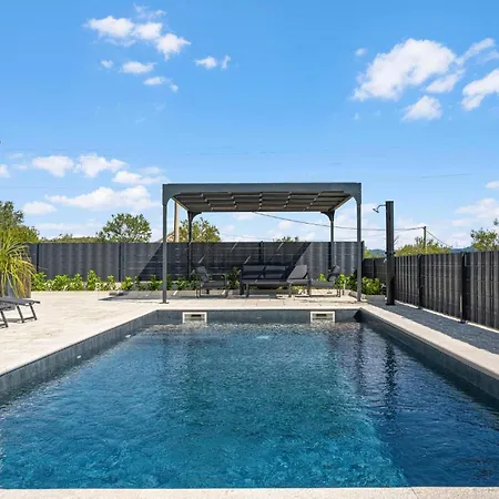 Stunning In With Kitchen * Šibenik