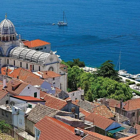 Feriehus Stunning In With Kitchen