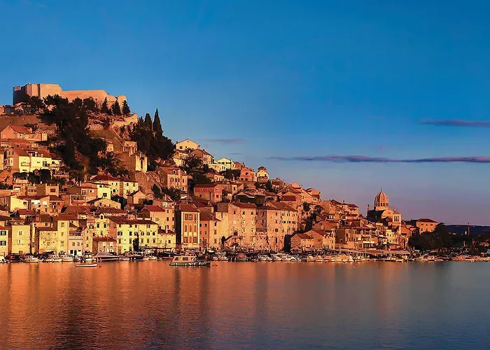 Feriehus Stunning In With Kitchen